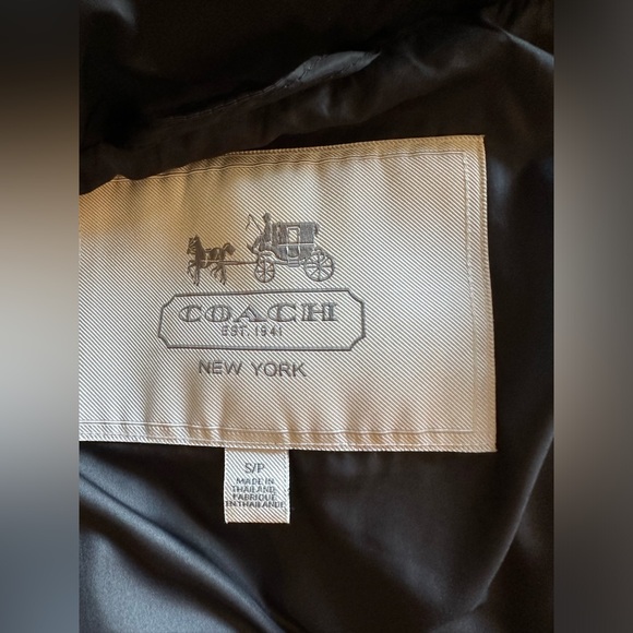 COACH BLACK DOWN PUFFER JACKET (S) - Picture 5 of 9